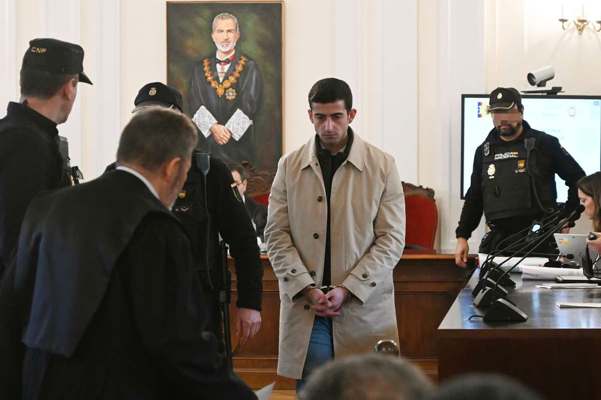 Jorge C. de 24 años, acusado de asesinato por la muerte de otro joven.