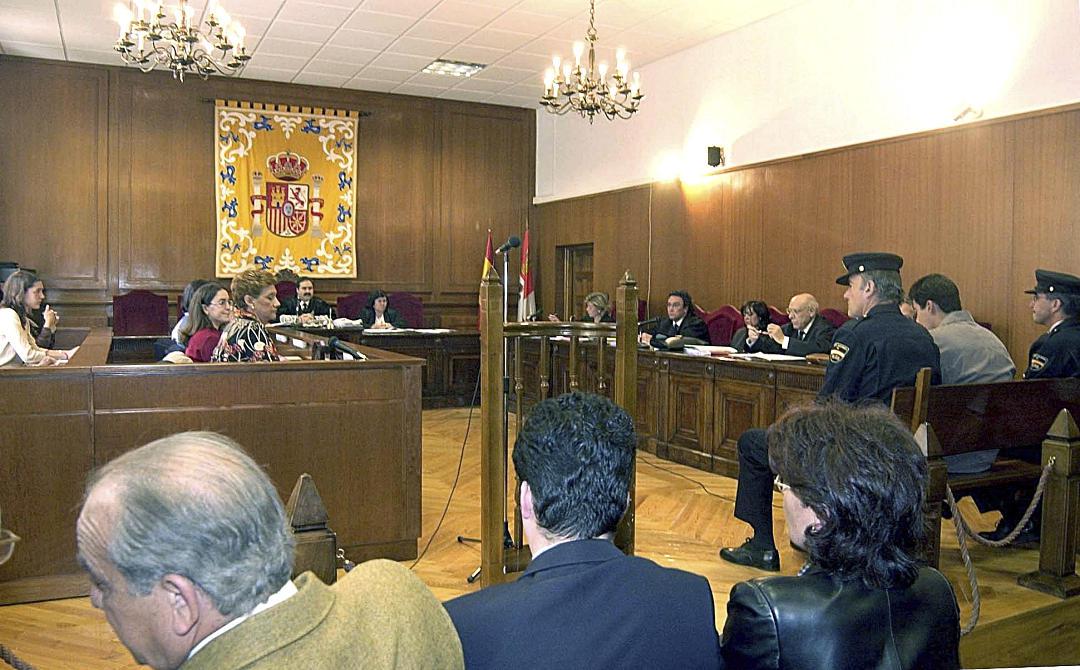 Juicio por el asesinato de la joven estudiante de la SEK en 2002.