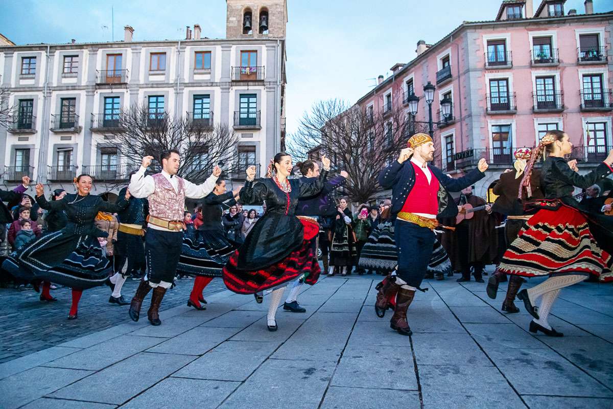 Un momento de la XI Ronda de Marzas con La Esteva y la Ronda.