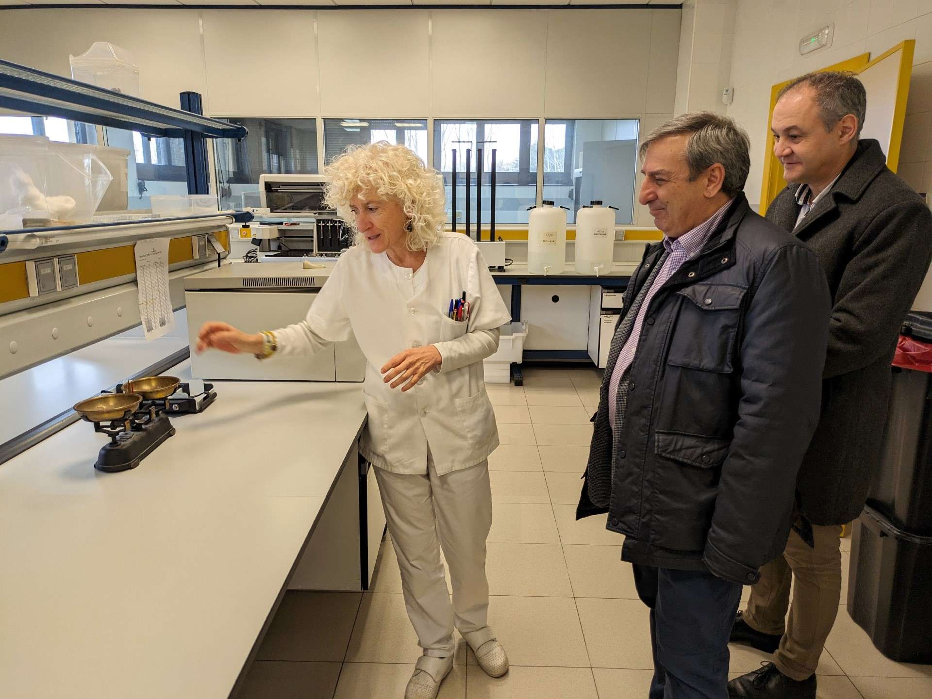 Visita CIFP En el laboratorio de sanidad animal