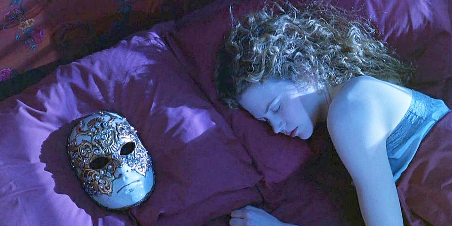 Eyes wide shut. Eyes wide shut.