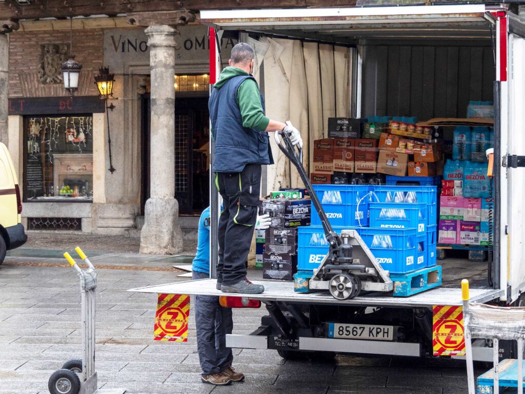 Los varones extranjeros acumularon un mayor número de autorizaciones de trabajo que las mujeres.