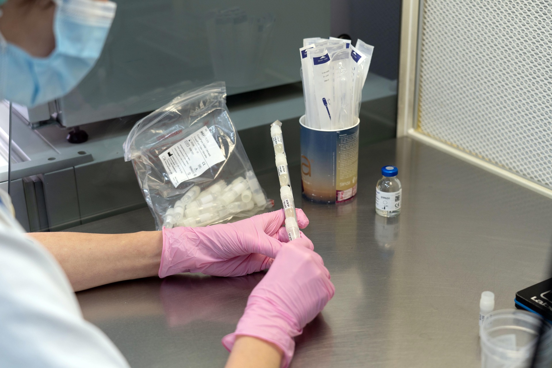 El 70% de las decisiones médicas se basan en datos de laboratorio.