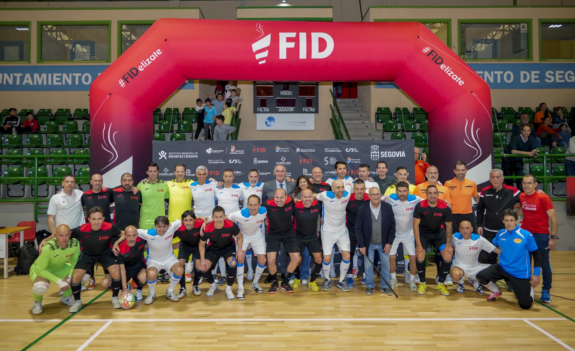 Entre la alegría y la nostalgia 1 Futbol Sala Caja Segovia vs Combinado Castilla y León