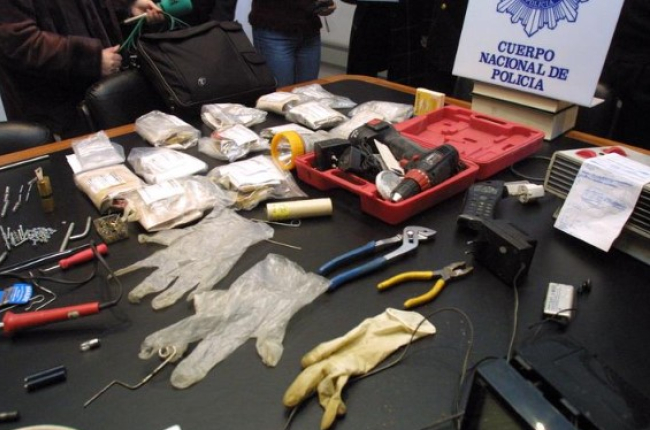 Material incautado en la vivienda de Pompeyo. Material incautado en la vivienda de Pompeyo.