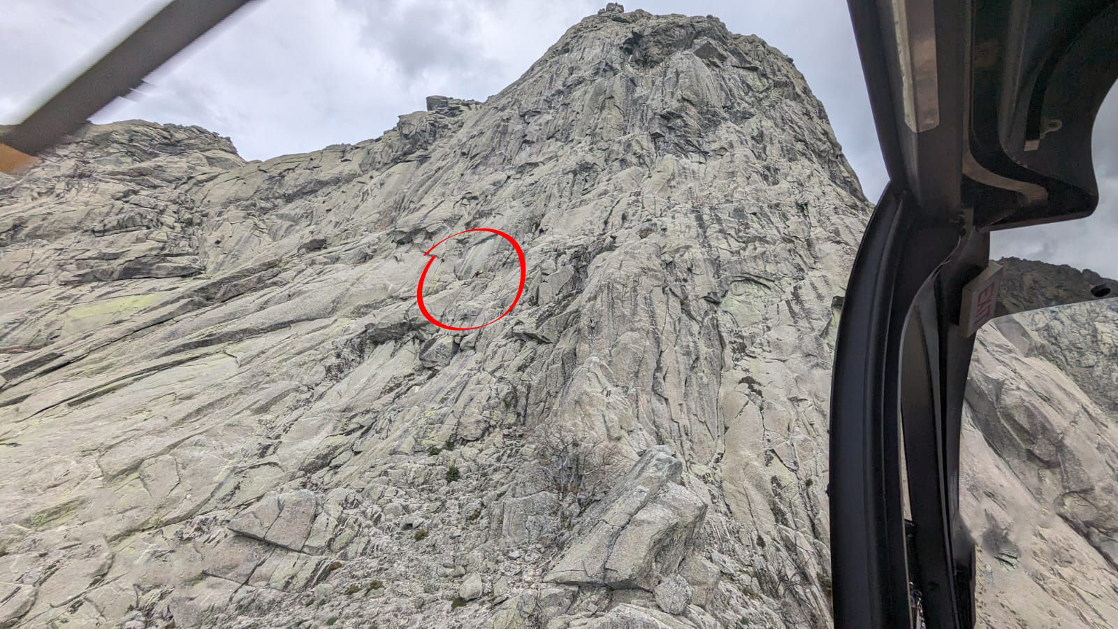 Fallece un escalador al sufrir una caída en el pico El Torozo, en Villarejo del Valle (Ávila)