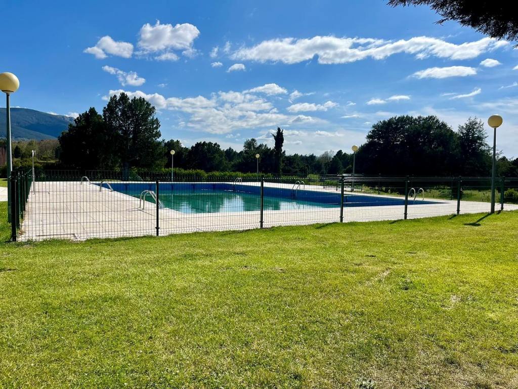 La provincia ultima los preparativos para abrir la temporada de verano con cerca de 70 piscinas municipales 2 04 2 web