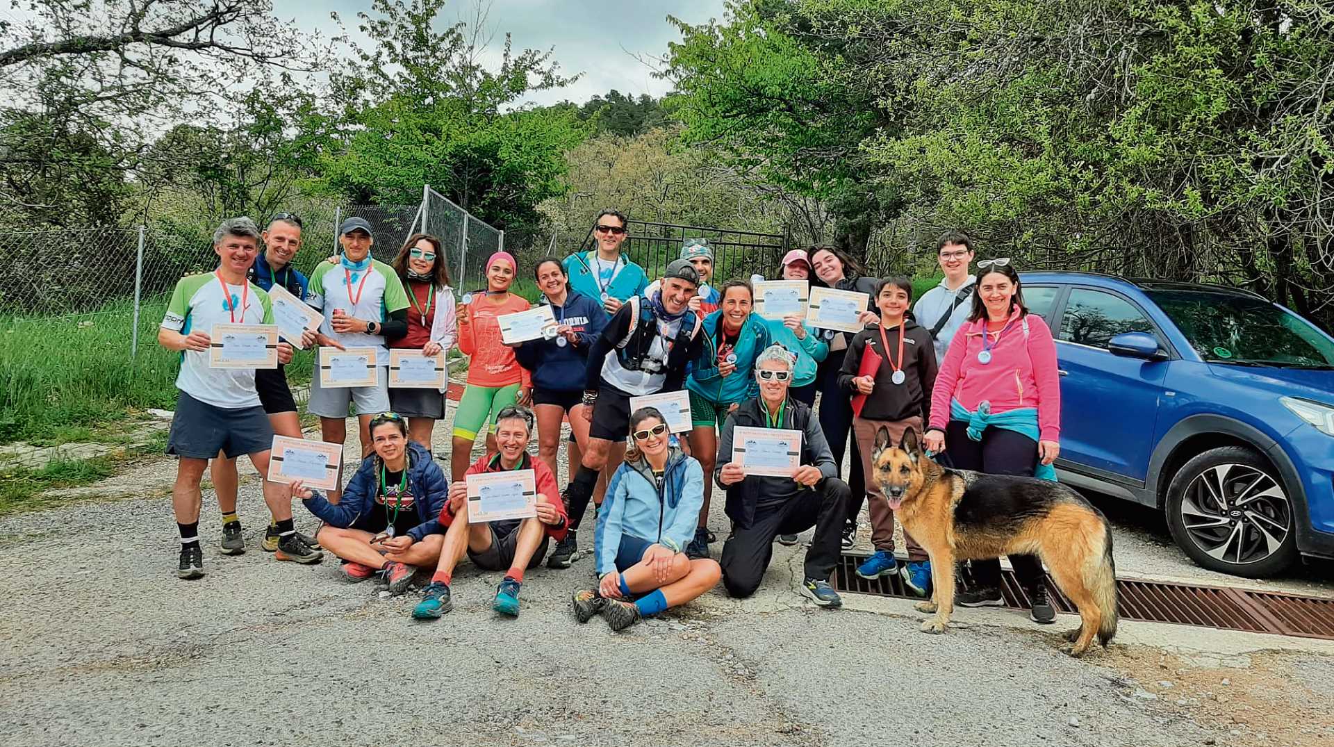 Los participantes de la segunda edición del Reto Solidario de ‘Locos de la Montaña’.