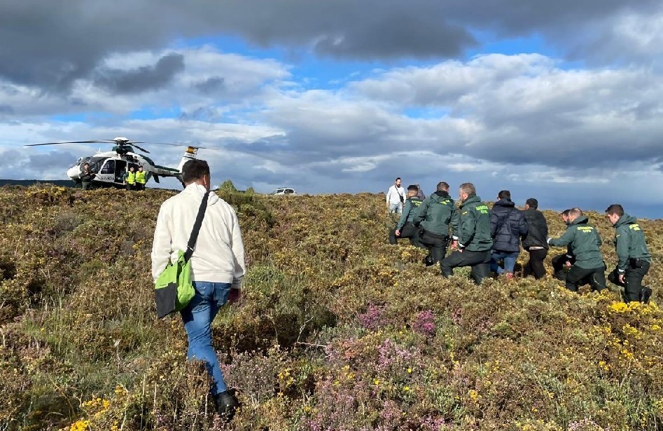 Detienen en Puebla de Sanabria (Zamora) a un joven de 24 años que saltó en plena marcha del vehículo policial que lo trasladaba desde Galicia a Madrid