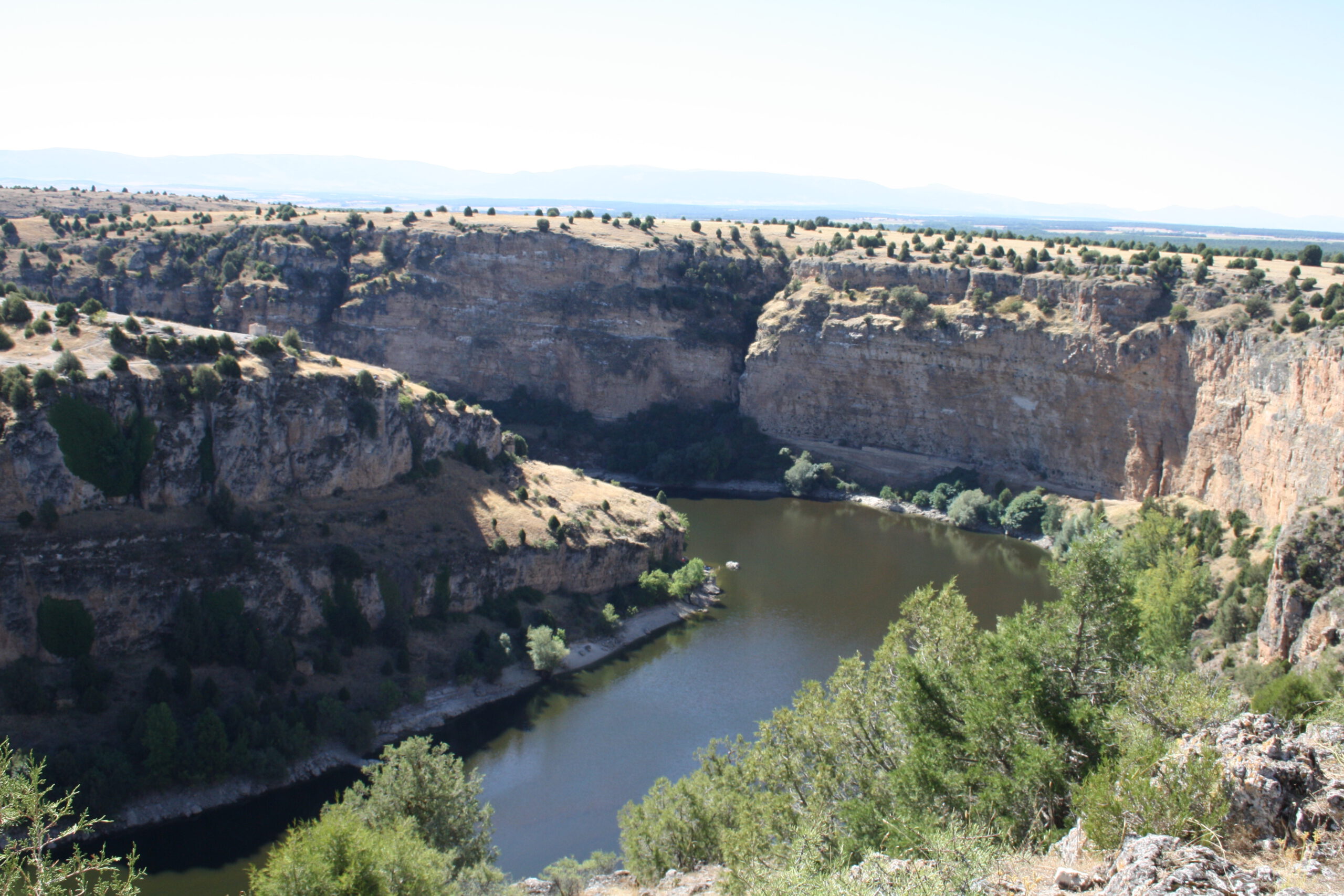 El fin es mantener la limpieza en las aguas del Duratón