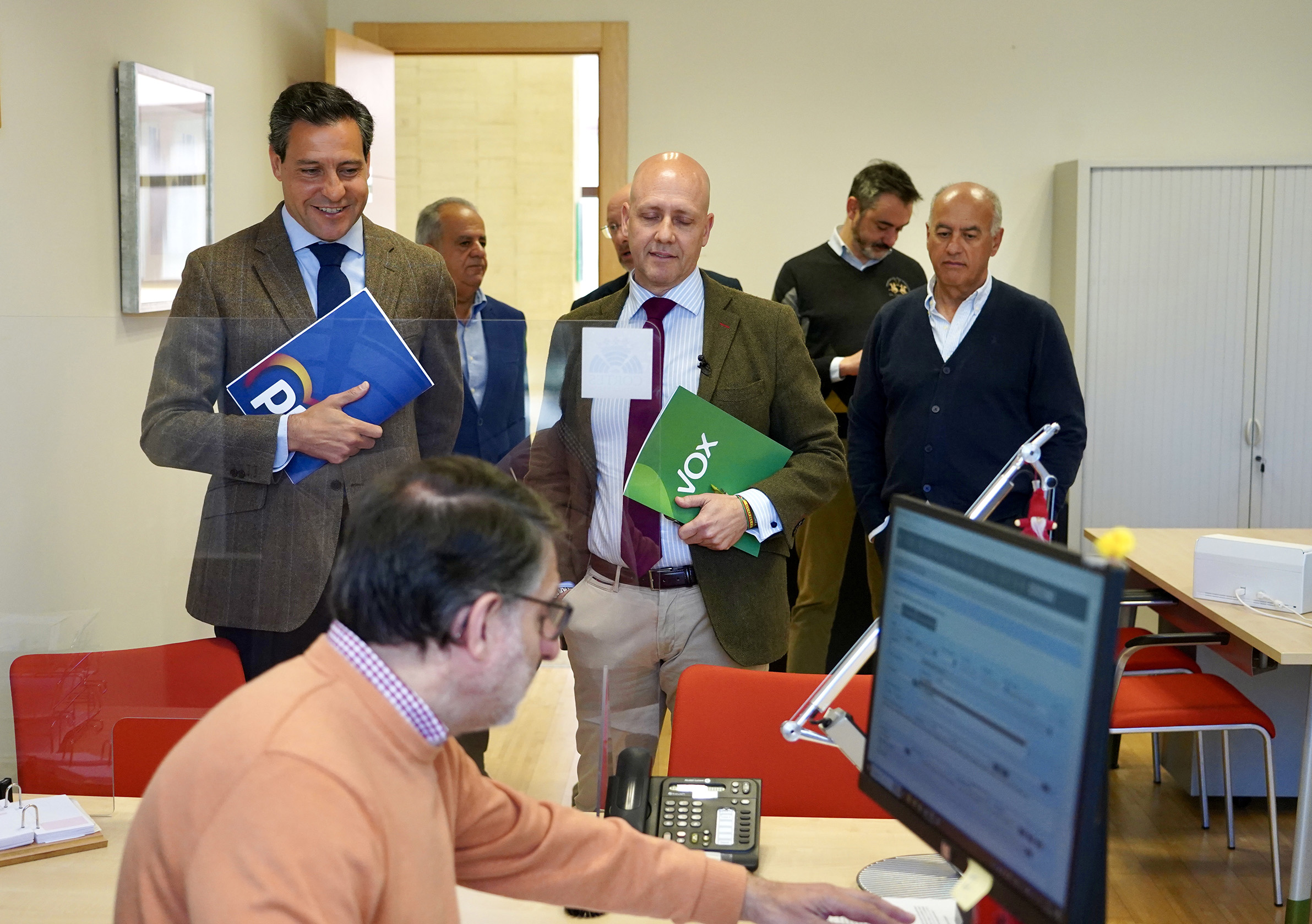 Los grupos de PP y Vox presentan una Proposición de Ley en materia sanitaria