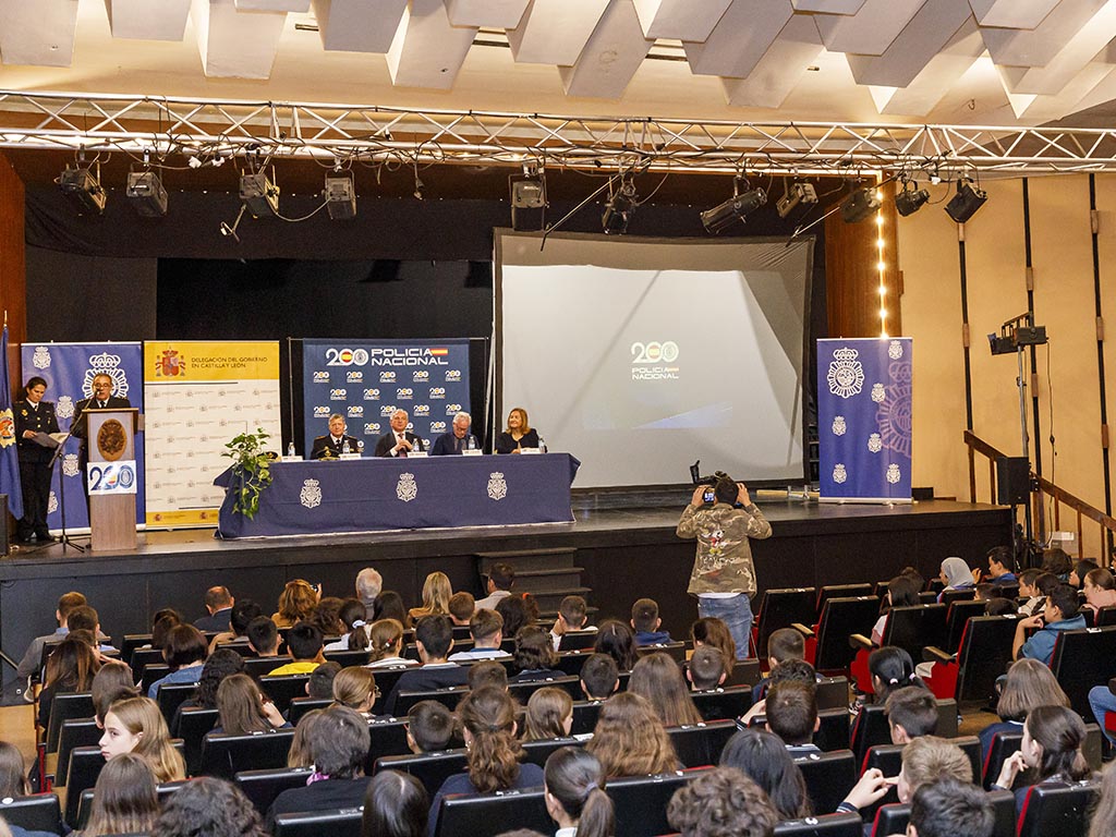 Entrega de los carnés de ciberexpert@s