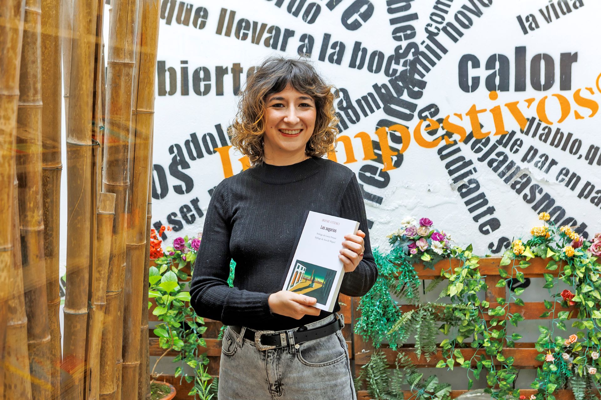 Irene Otero en la librería Intempestivos.