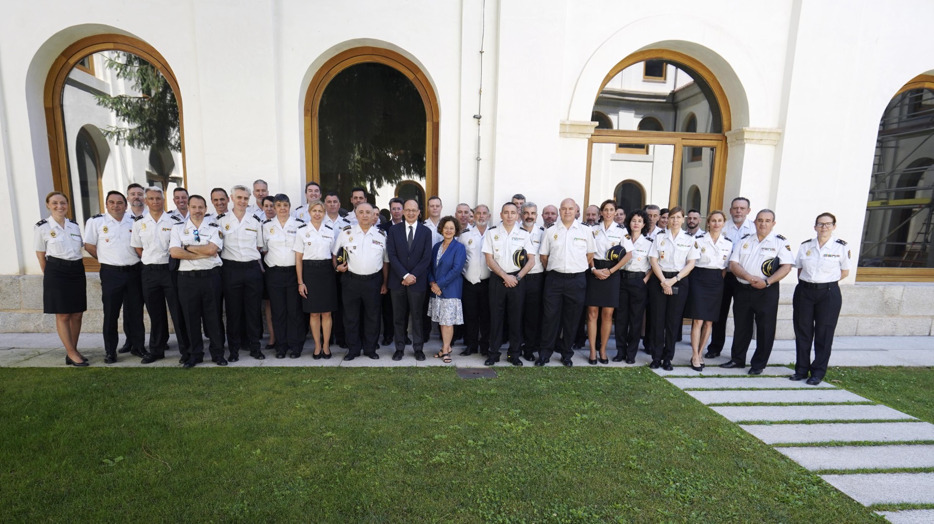 Acto de cierre y entrega de diplomas de la undécima edición del Curso Superior de Gestión, organizado por IE University. / ROBERTO ARRIBAS