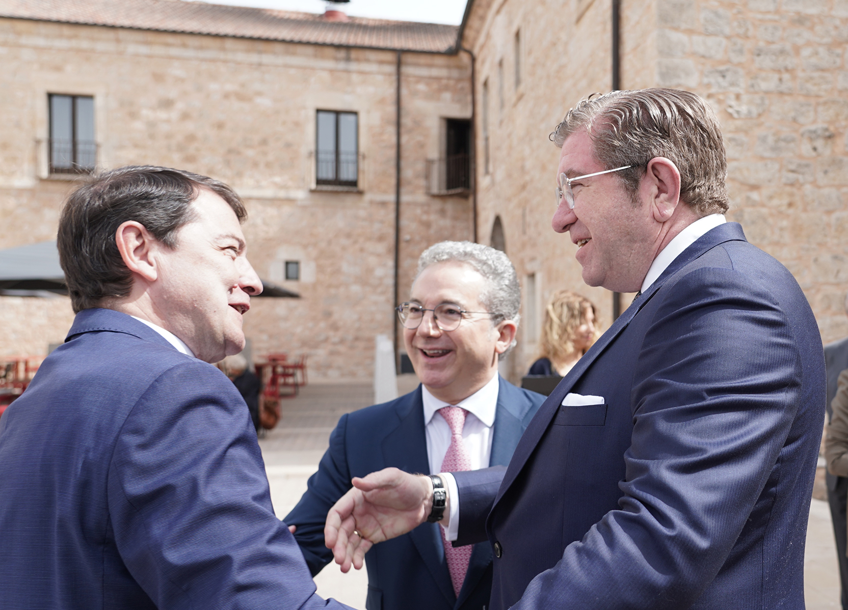 El presidente del PP participa en el 10 Congreso regional de Empresa Familiar