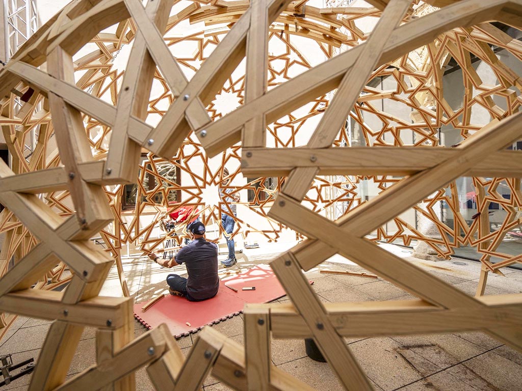 Cúpula lazo en IE University. / ROBERTO ARRIBAS