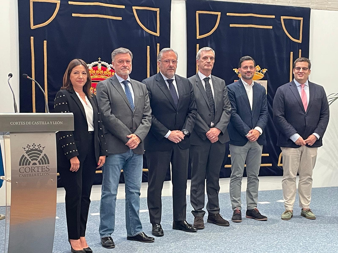 Toma de posesión de Luis Francisco Gracia Romero como titular de la Autoridad Independiente en materia de corrupción de Castilla y León