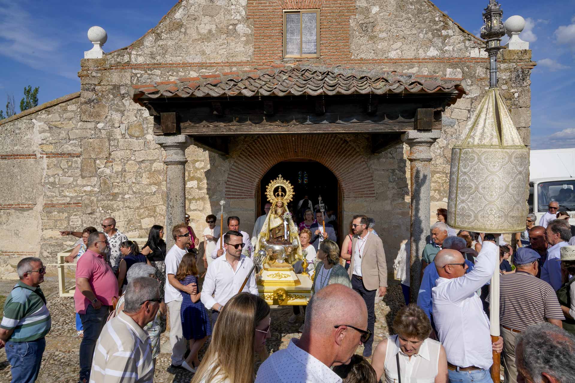 Procesión Cuatrojunio en Abades
