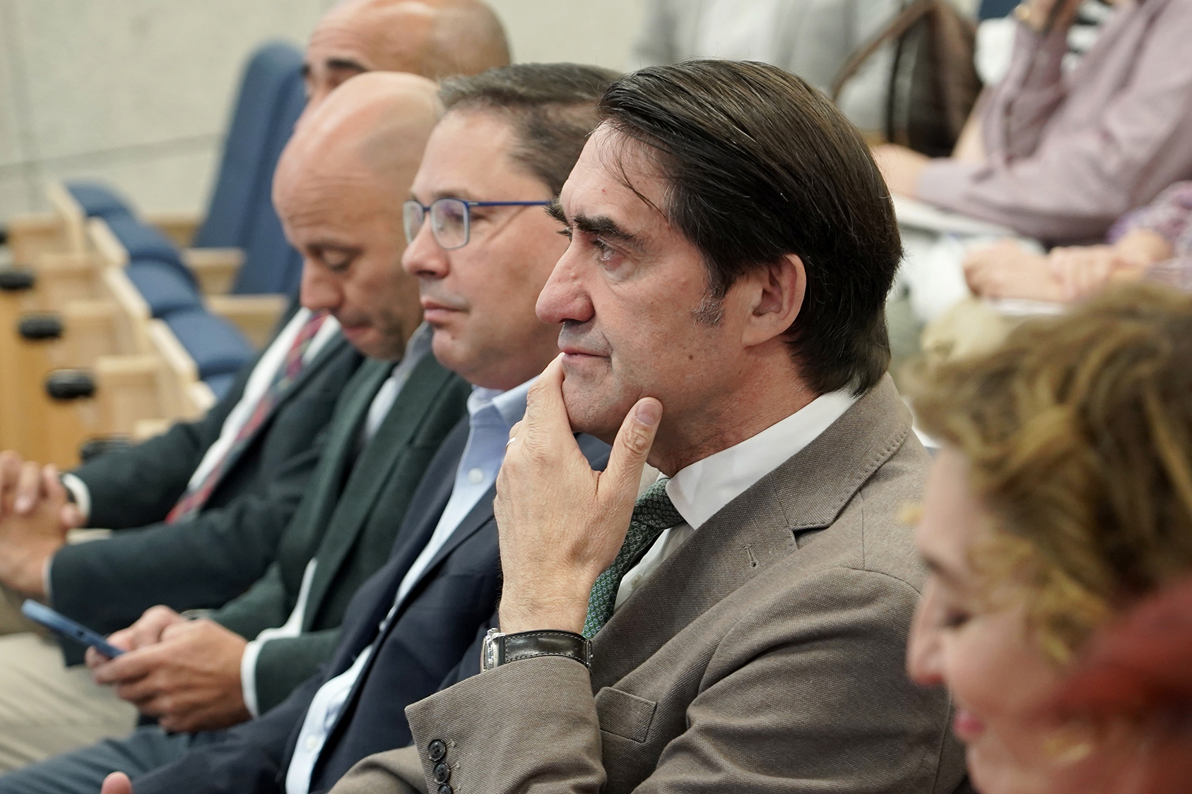 Jornada sobre exclusión residencial en el CES