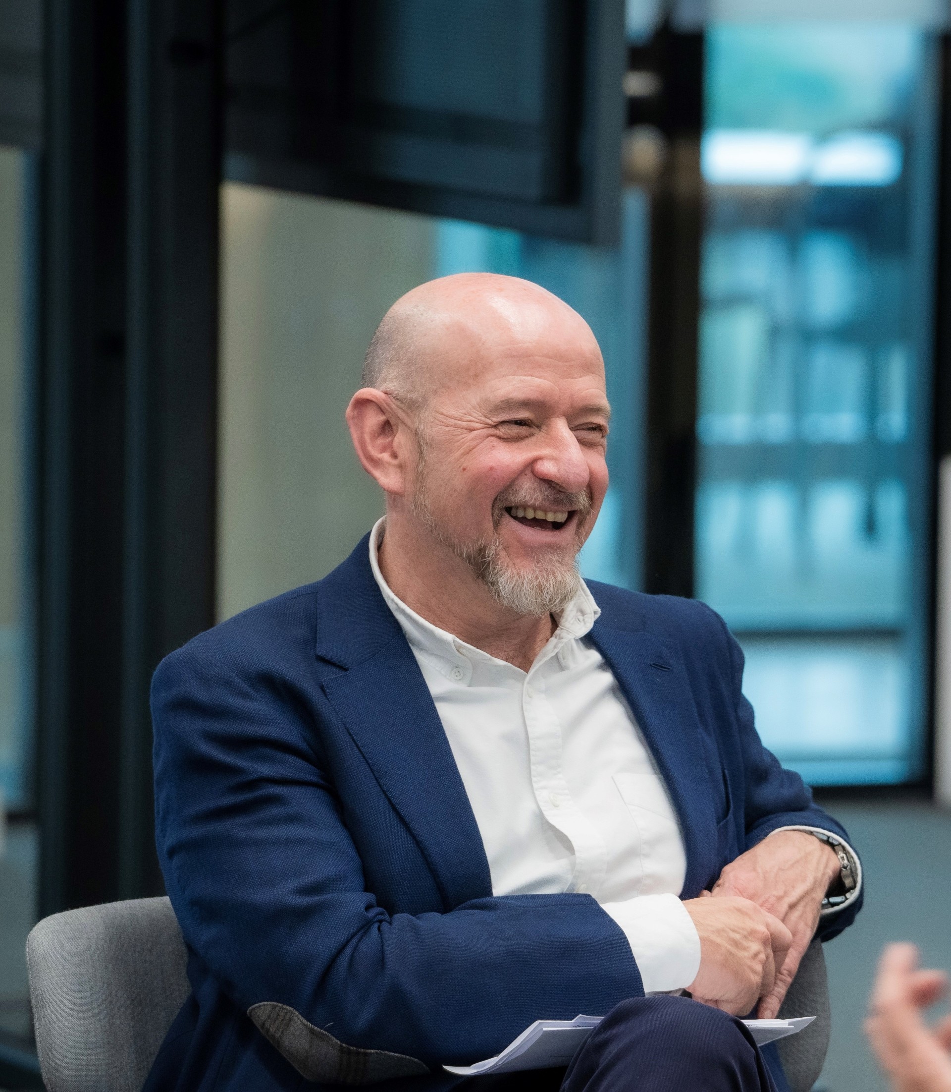 Carlos Urroz, Gestor Cultural y asesor de instituciones artísticas.