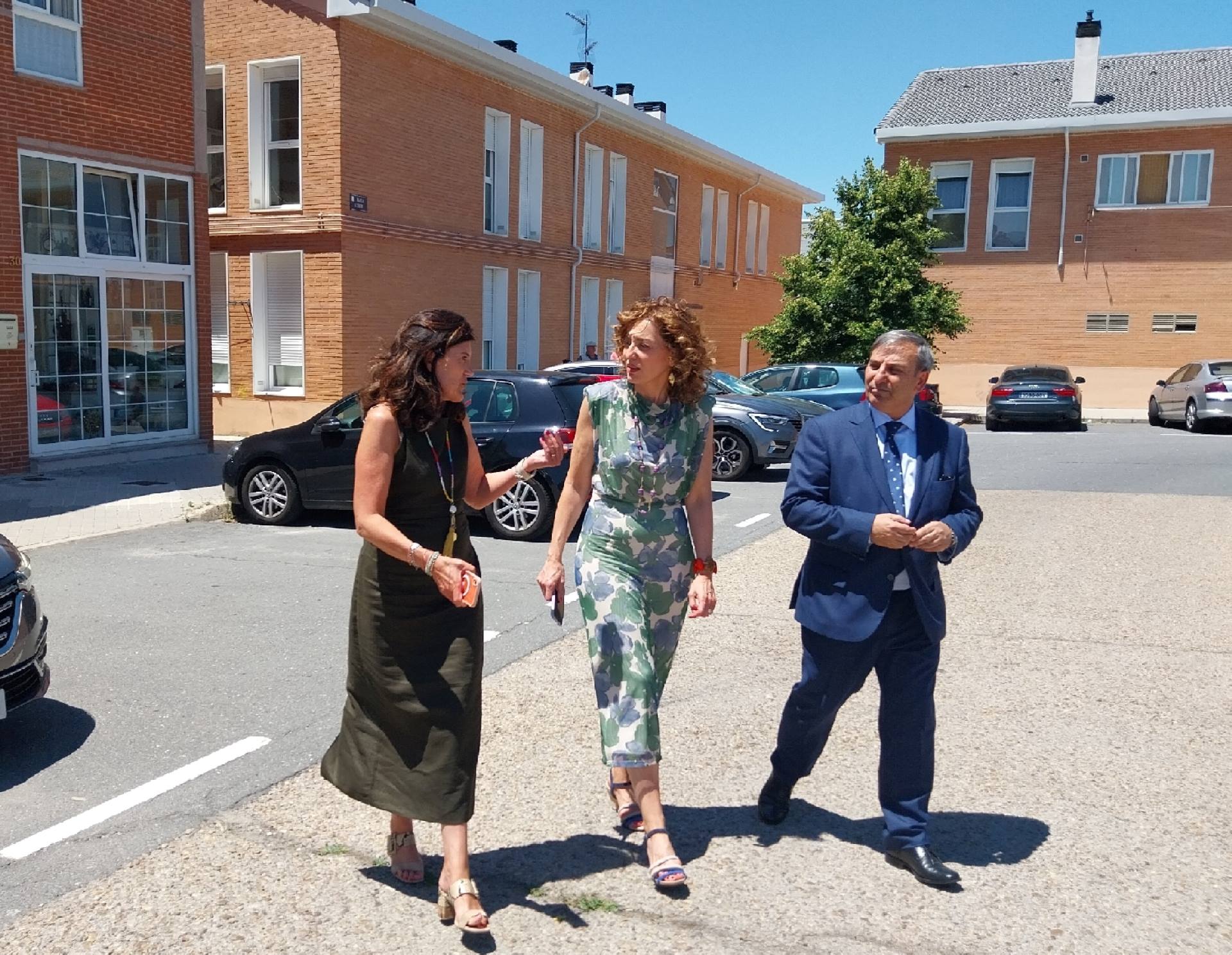 Maria Pardo Álvarez y José Luis Sanz Merino durante su visita a ‘El Mayorazgo’ y ‘La Fresneda’.