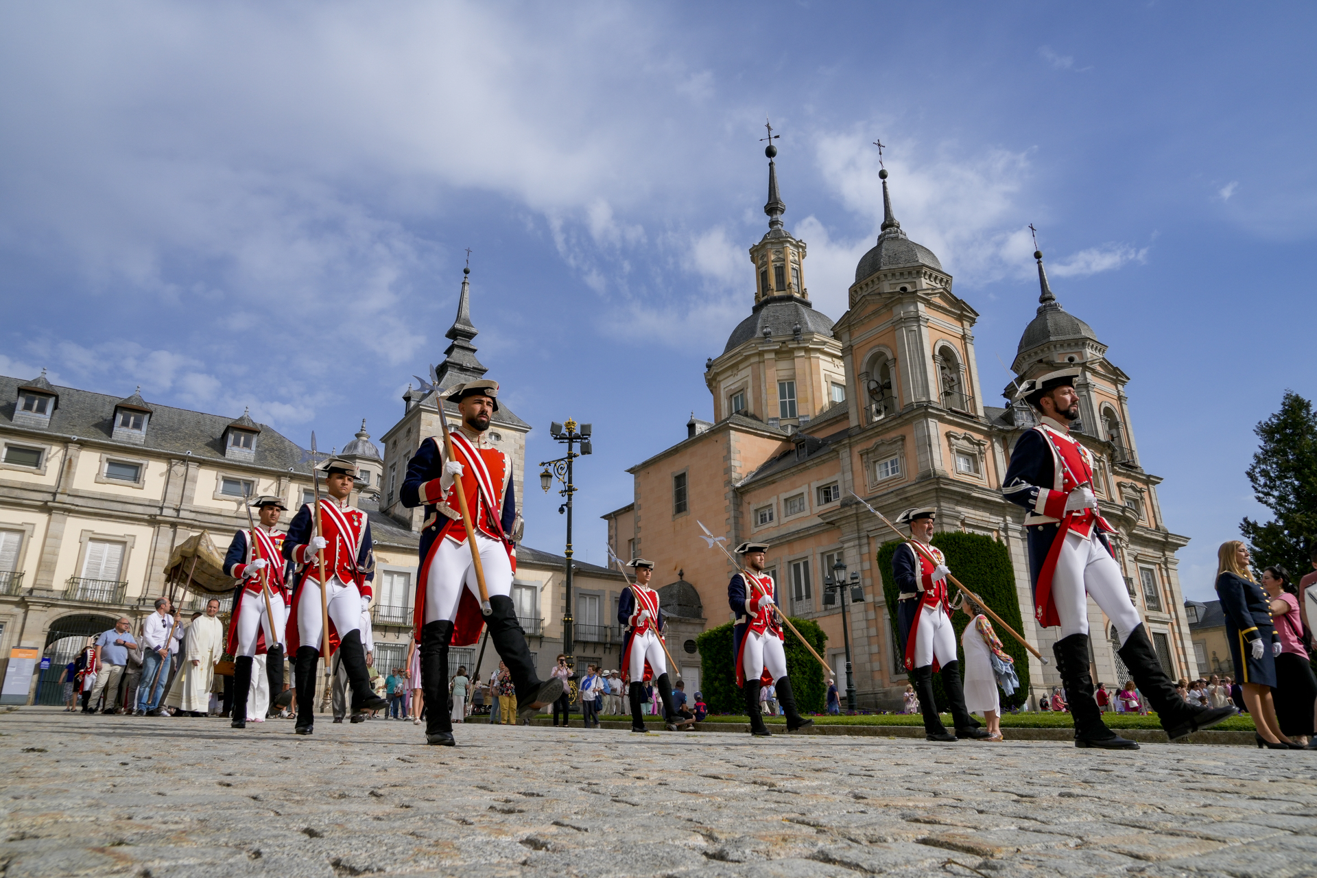 La Colegiata - El Adelantado - Imagen de archivo