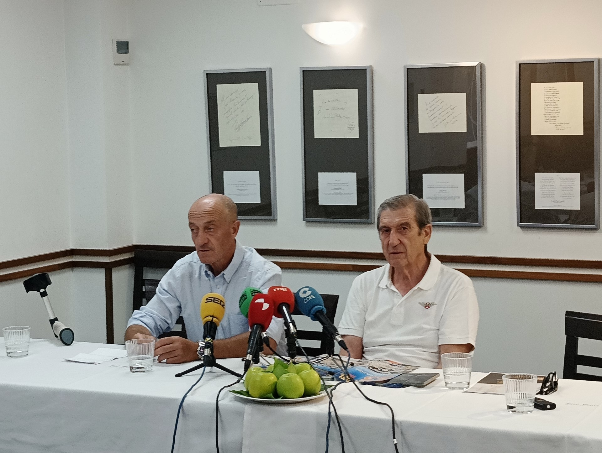 Juan Antonio Tapia y Juan Matey presentan la Romería.