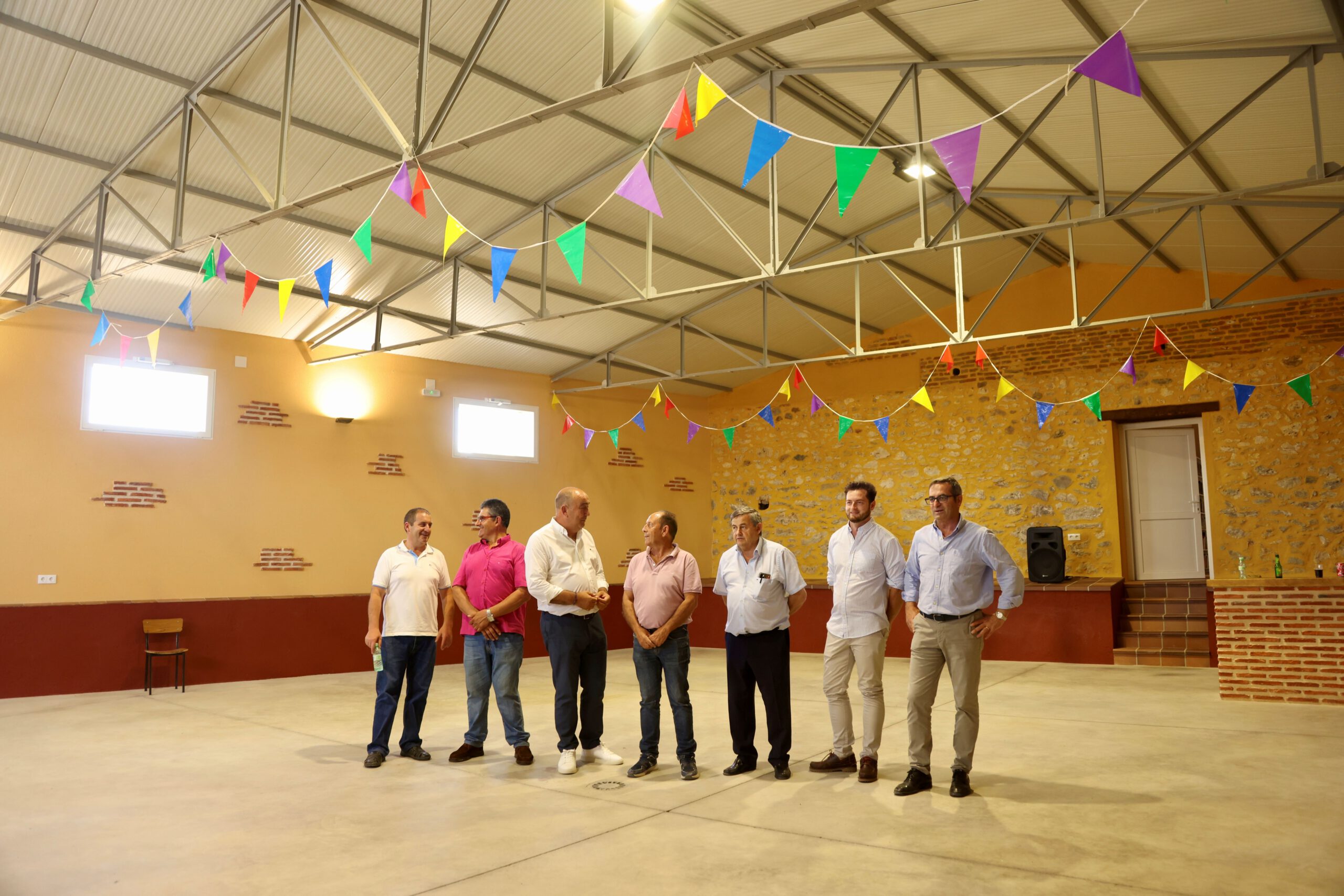 Inauguración del centro social de Bercial
