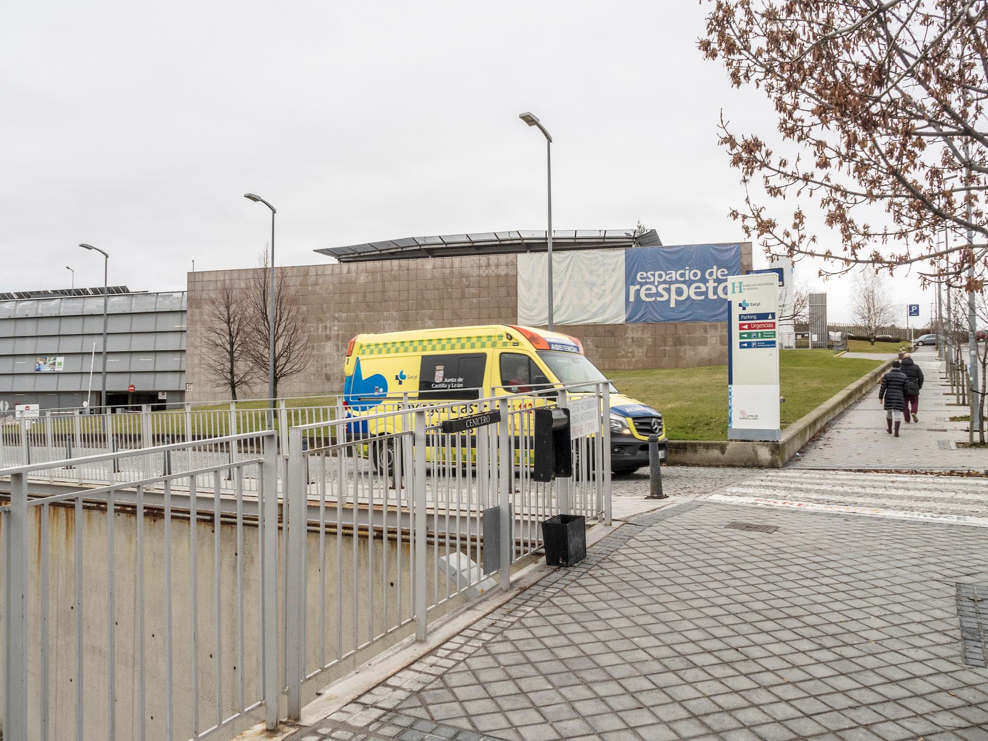 El menor fue trasladado al Hospital General de Segovia, pero no se pudo salvar su vida.