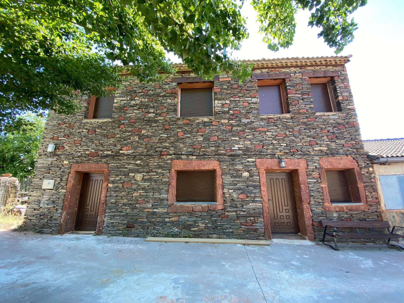 Fachada del nuevo edificio “El Hogar” de Becerril / ASOCIACIÓN HOGAR DE BECERRIL