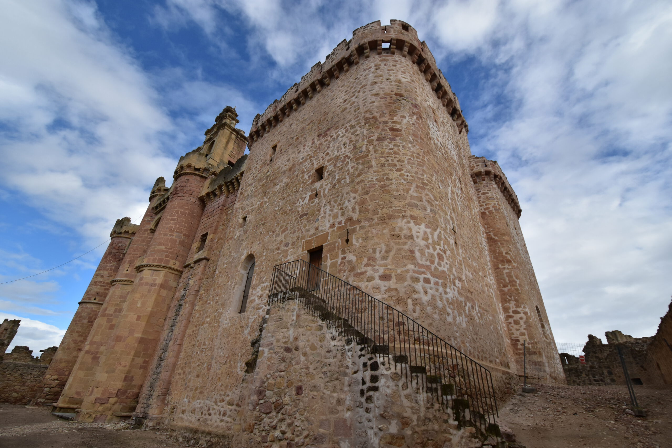 Castillo-Iglesia de Turégano