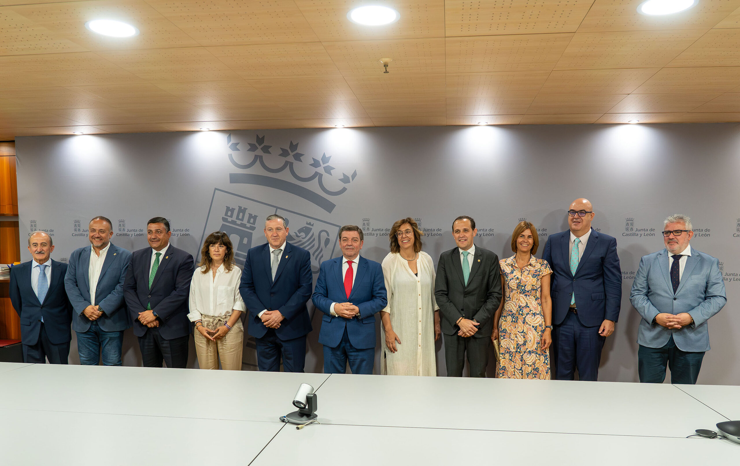 La Junta firma las adendas del convenio del Fondo de Cohesión Territorial con las nueve diputaciones de Castilla y León