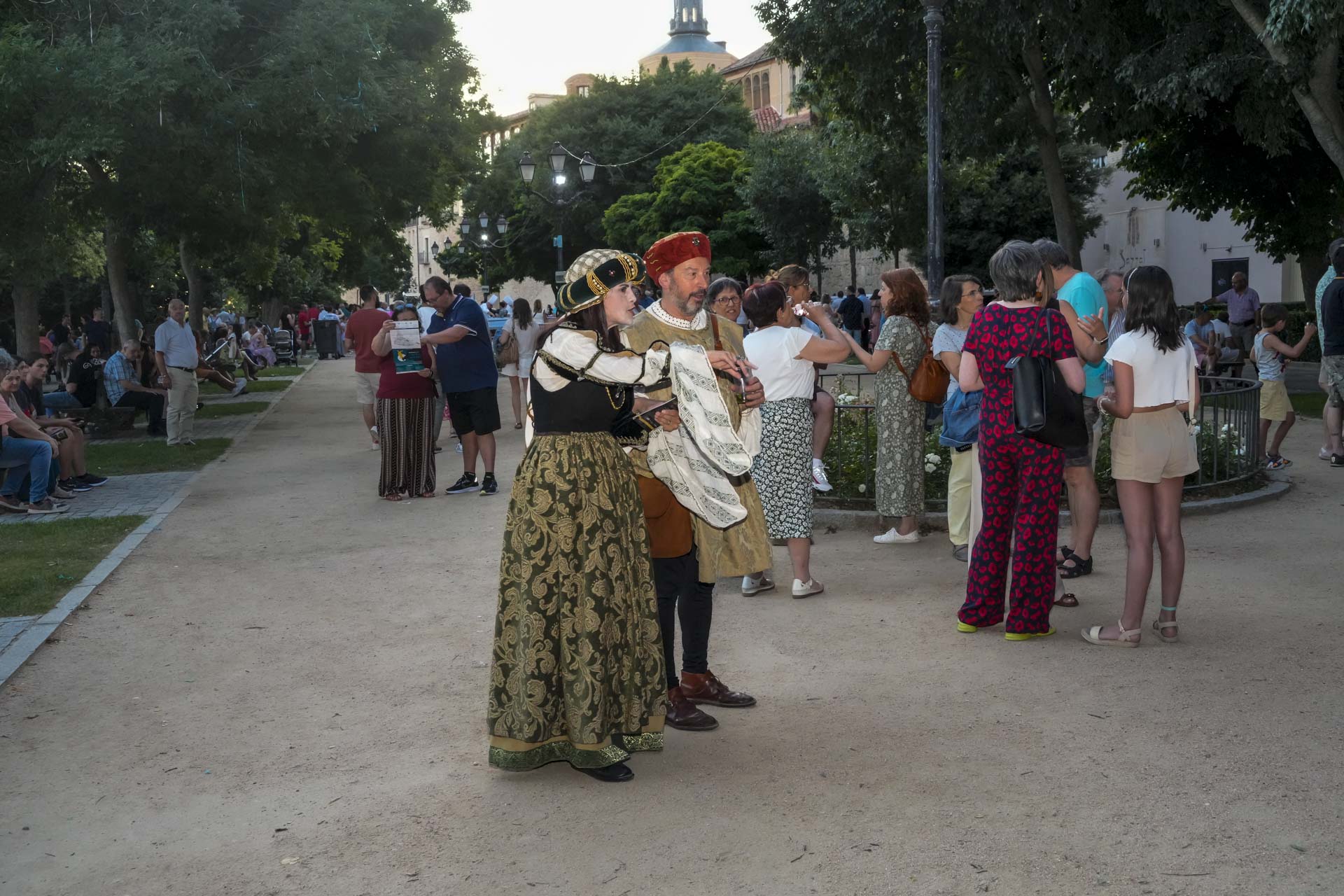 Festival Noche de Luna LLena Festival Noche de Luna LLena