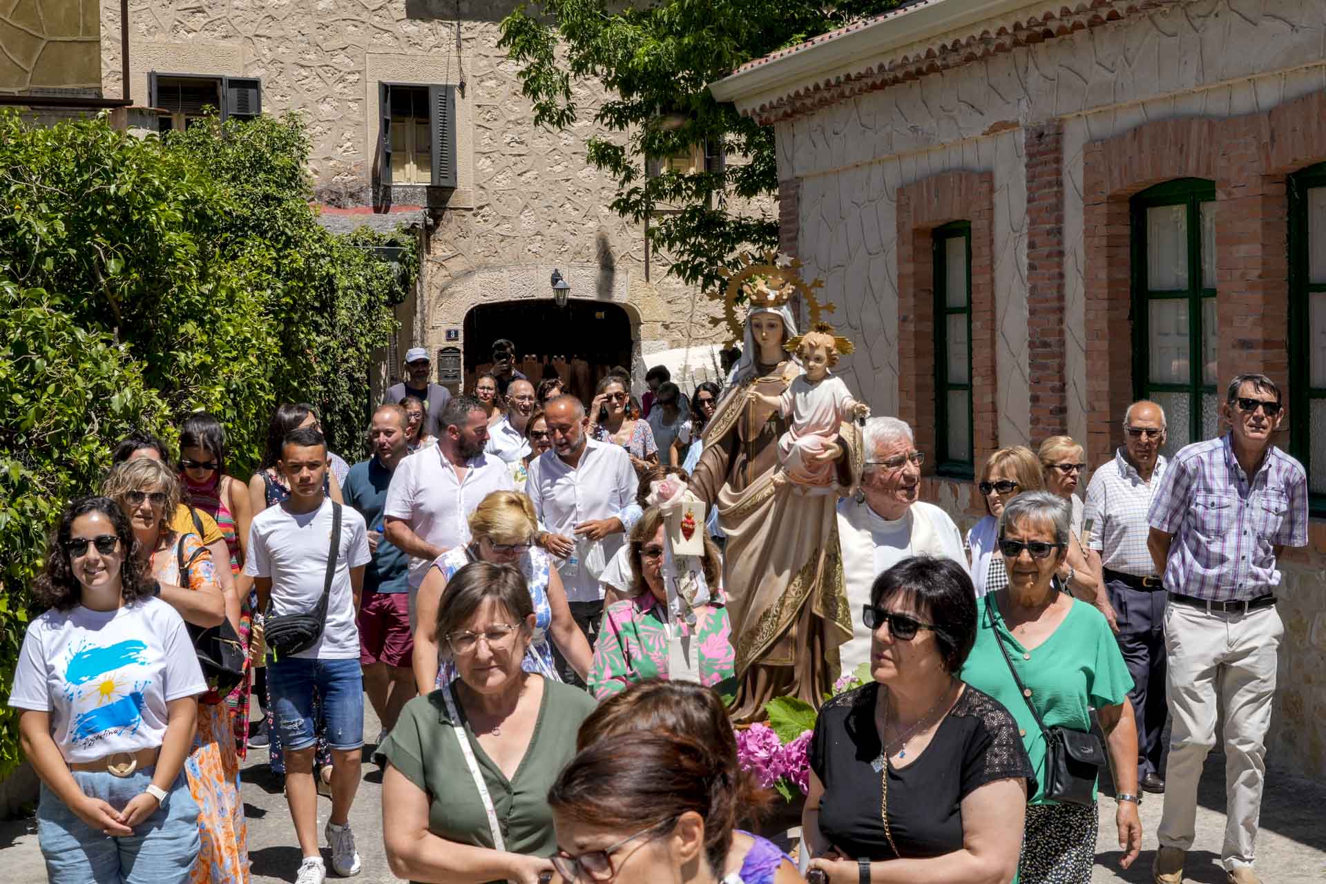 Procesión Virgen del Carmen en Burgomillodo