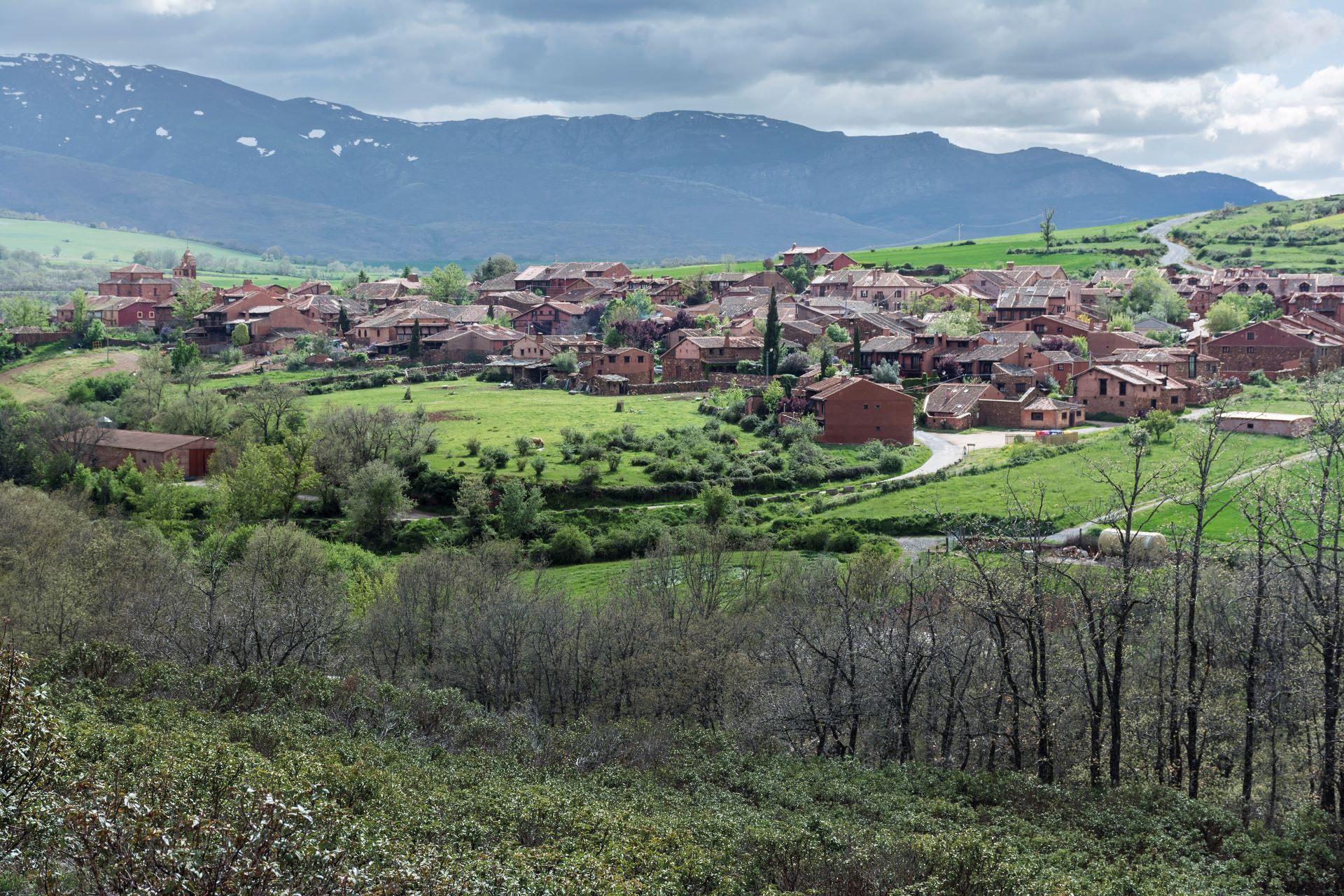 Panorámica de Madriguera. Panorámica de Madriguera.