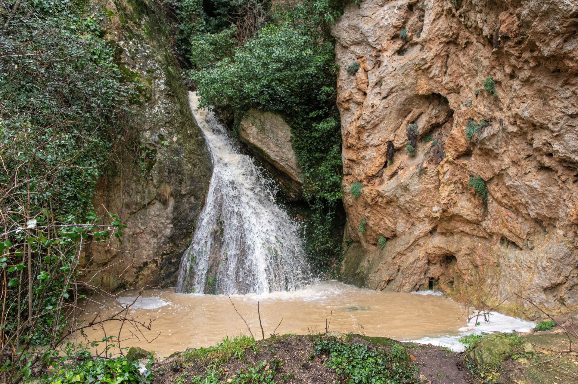 Barrio de Arriba 4 Cascada del Buquerón.