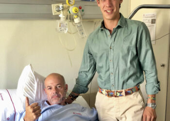 El banderillero segoviano Víctor Pérez y el torero Diego García.