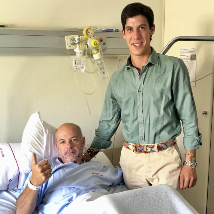 El banderillero segoviano Víctor Pérez y el torero Diego García.