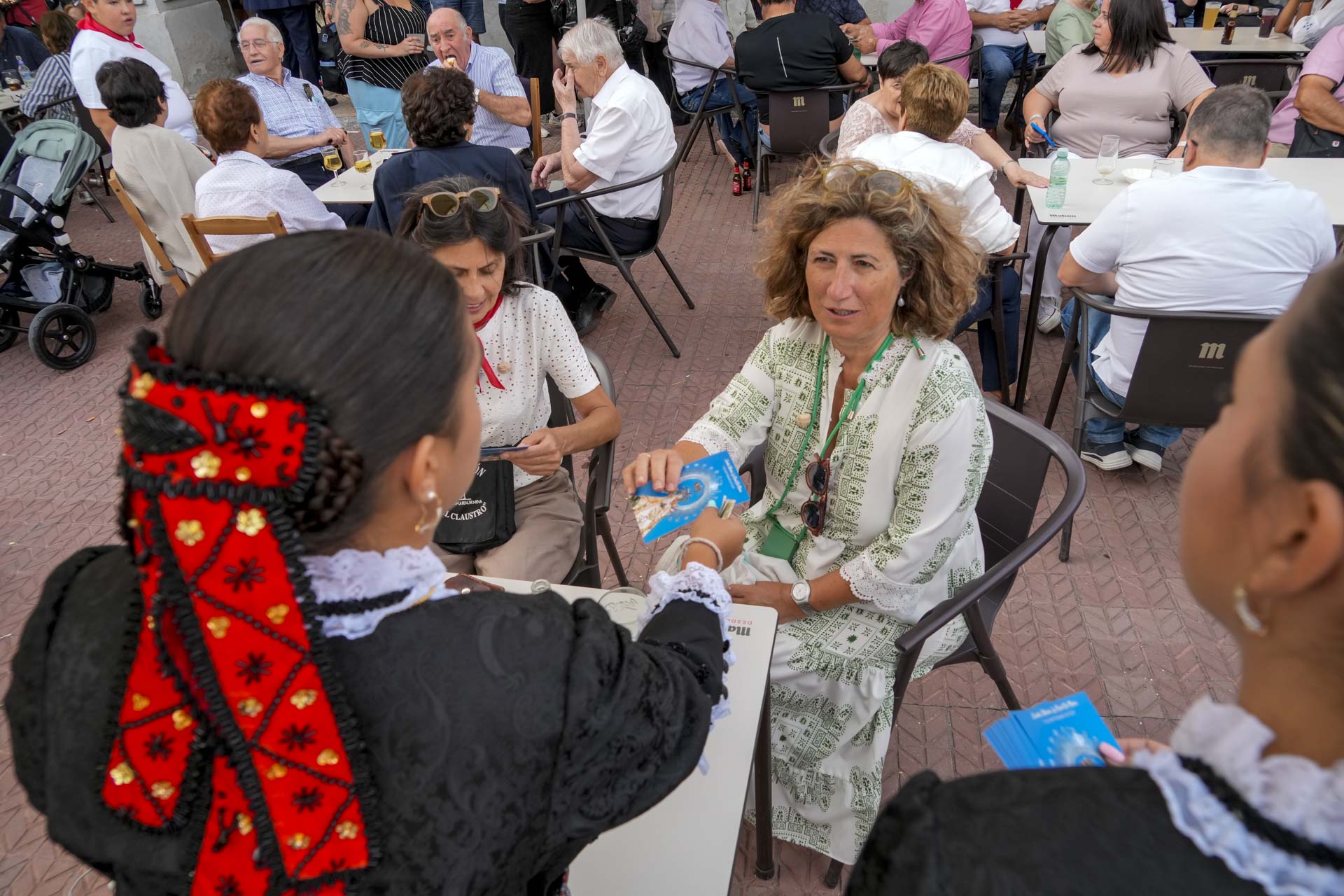 Ofrenda de los Cirios en Santa Maria la Real de Nieva