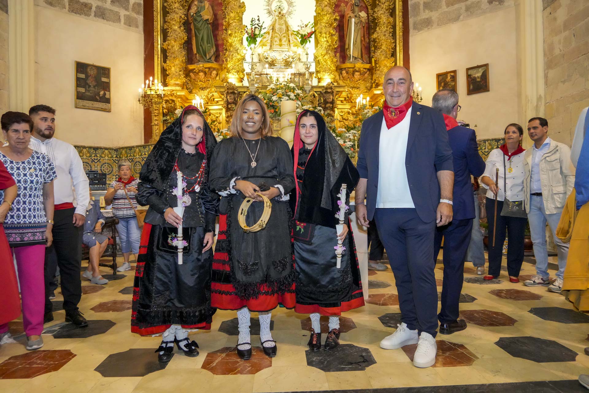 Ofrenda de los Cirios en Santa Maria la Real de Nieva