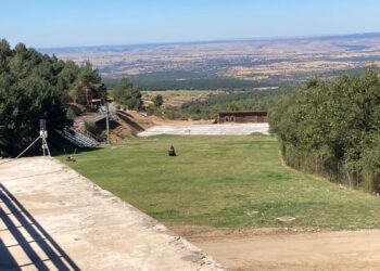 ‘Salvemos el Pico del Lobo’