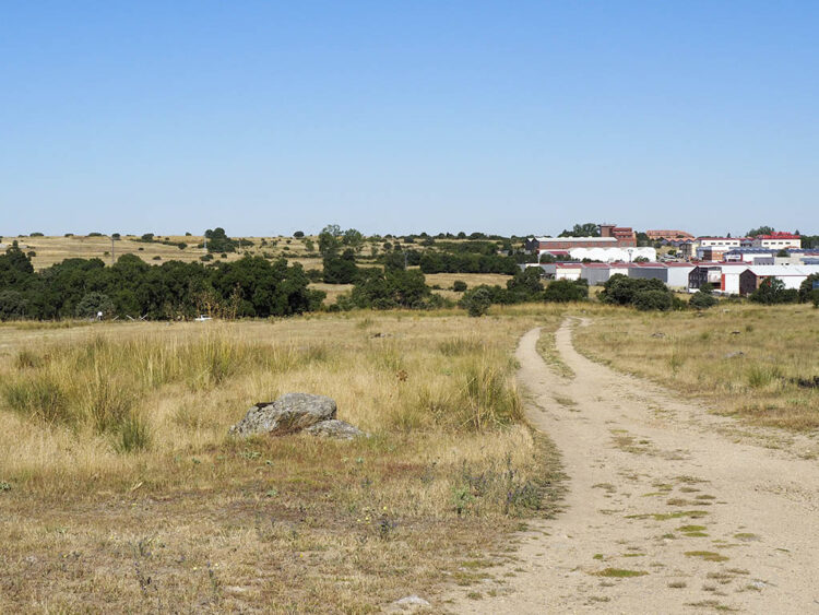 El equipo de Gobierno confirma el contacto “permanente” para llevar a cabo el proyecto de Prado del Hoyo 1 Terrenos de Prado del Hoyo. / KAMARERO