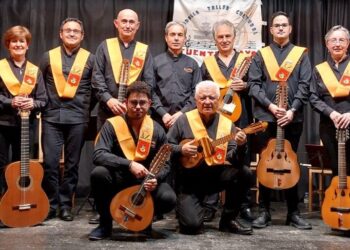 Rondalla ‘Taller Cultural de Fuentepelayo’ / JUAN CRUZ SERRANO