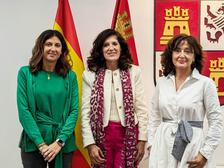 Raquel Alonso, Natalia Flórez y Eva Martínez. / EL ADELANTADO