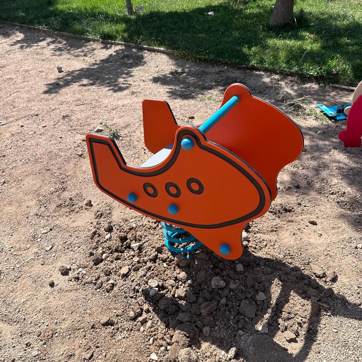 Zona de juegos en el parque infantil