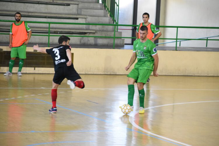 El Cúellar Cojalba salva un estreno amargo para los equipos segovianos en Tercera División 1 cuellar 1