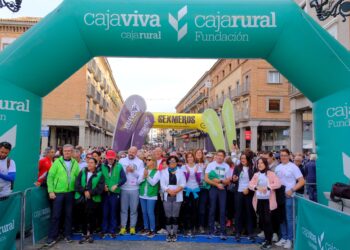 Salida de la Marcha Solidaria contra el cáncer (FOTO: DIEGO GÓMEZ)