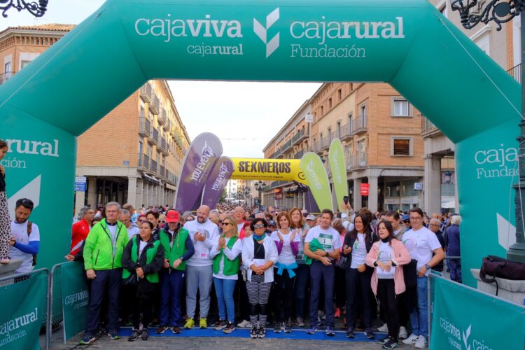 Salida de la Marcha Solidaria contra el cáncer (FOTO: DIEGO GÓMEZ)