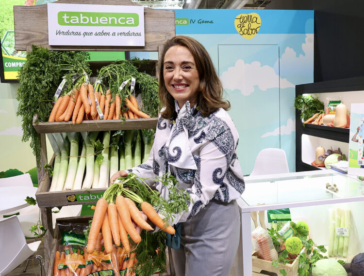 La Junta apoyará a los productores de Castilla y León con 1,2 millones para comercializar frutas y verduras 1 María González Corral asiste a la inauguración de Fruit Attraction 2024 en Madrid. / Juan Lázaro