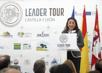 María González Corral inaugura la carpa del programa Leader Tour en Burgos. / Ricardo Ordóñez